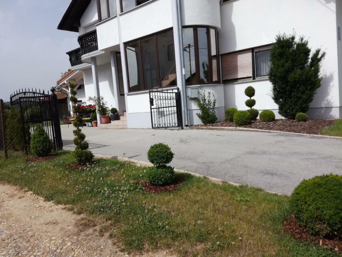 Apartmani Oletic 4* Sveti Martin Na Muri Exterior foto